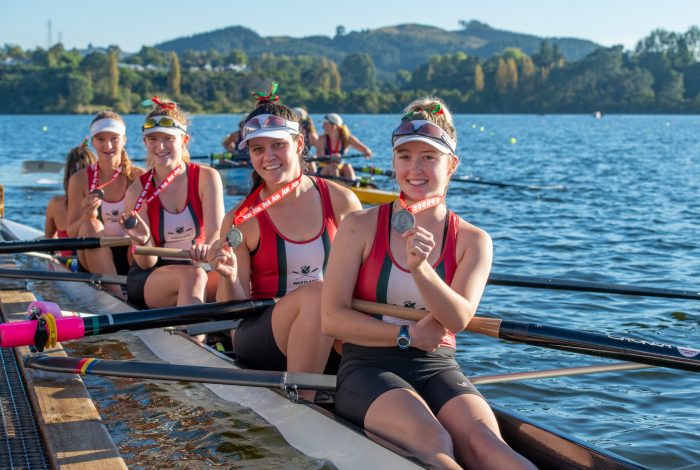 Rowing main