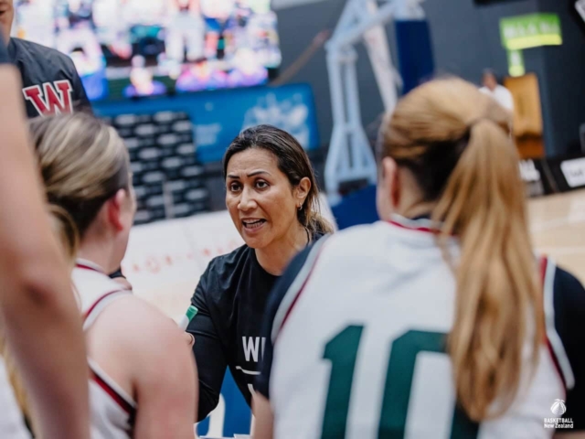 6. Coach of the Year – Bronwen Davidson (Basketball)