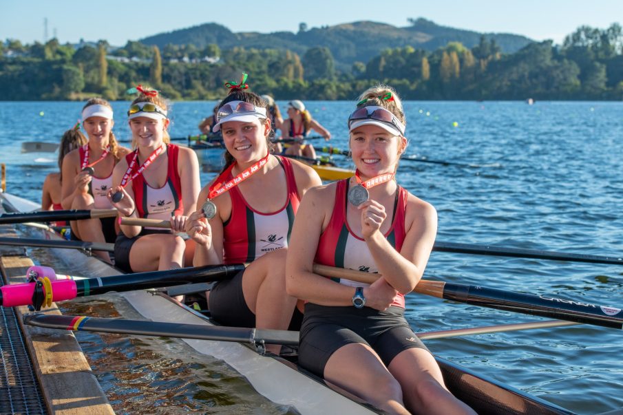 Rowing main